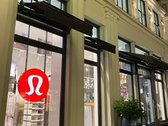 -lululemon(比斯特购物村店)