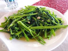 炒空心菜-越海渔村