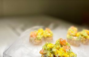 Salmon with Beijing-style Crispy Bean Curd Rolls