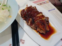 特色酱鸭-光明邨大酒家(淮海路店)