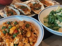 -湘西小馆(滨河路店)