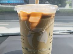 -瑞幸咖啡(万科红立方大厦店)