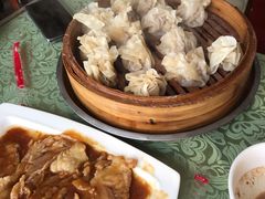 芹菜牛肉烧麦-国庆烧麦馆