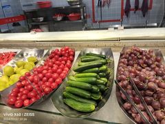-金滏山烤肉·海鲜·火锅自助餐厅(襄阳万达店)