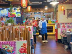 -靠山屯东北农家菜(八龙桥雅苑店)