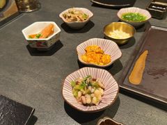 -铭牛烧肉·和牛海鲜自助(高新月牙湖店)