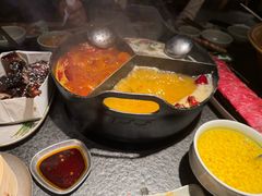 -三出山火锅(南京万象天地店)