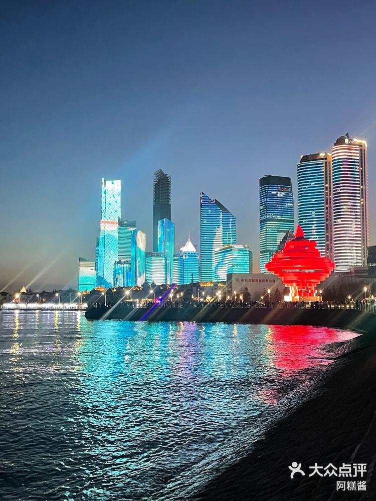 青岛夜晚的海更好看