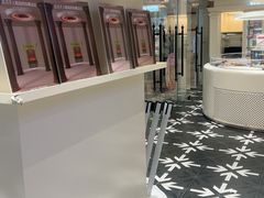 -HOT CRUSH趁热集合·现烤面包(环球港店)