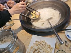 -陈大锅·岳阳鱼馆·地道岳阳菜(美食街店)