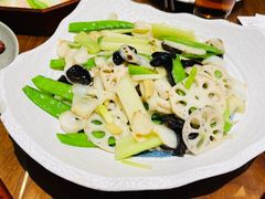 -龙悦湾酒家·八阵鱼生·渔人码头店