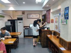 -周素珍湖州大馄饨(直戒坛寺巷店)