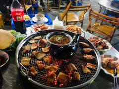-小辣椒汤锅烧烤(温泉南街店)