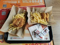 -肯德基(宝利丰店)