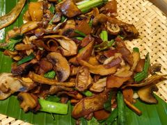 -云海肴·汽锅鸡·云南菜(天山百盛优客店)