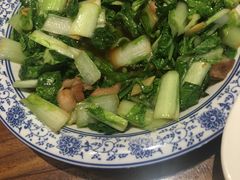 -泉畔人家·老济南经典鲁菜(大明湖店)