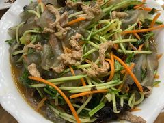 炒肉拉皮-渔家小院观海海肠捞饭地方菜(环海中路店)