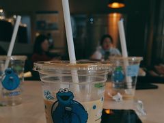 -瑞幸咖啡(新理想大厦店)