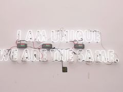 -UNI UNI(环亚凯瑟琳店)