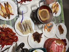 -金马门国际美食百汇(珞喻路店)