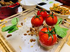 番茄脆菇沙拉-小大董·烤鸭(五棵松店)