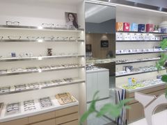 -视野联行眼镜·蔡司·尼康·豪雅·依视路(青浦宝龙店)