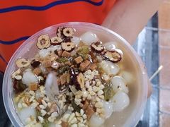 -八一路好吃街(雨田商务大厦店)