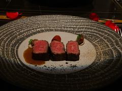 M9带骨和牛肋排-wann lounge 低温慢煮牛排·清吧