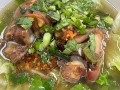 -明姨仔潮汕美食·碳炉猪脚·汕尾牛腩饭·起片鸡煲(起义路店)