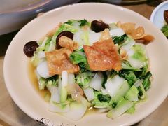 -山楂树融合菜餐厅