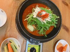 -喇喇排骨火锅·传统韩式脊骨汤(望京西园总店)
