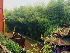 -呀路古热带植物园