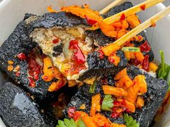 -黑色经典臭豆腐·湖南特产(步行街店)