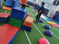 -能量学院少儿体能运动馆(公园1872店)