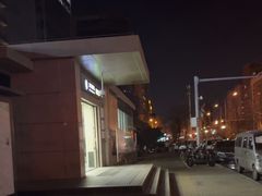 -白石桥南(地铁站)