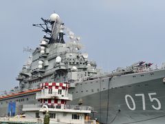 -泰达航母主题公园