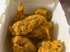 -BHC炸鸡(明洞总店)