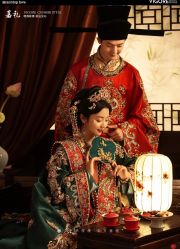 -雪中彩影婚纱摄影·微光艺术中心