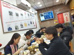 -南城香·饭香串香馄饨香(青年路店)
