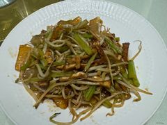 -闫府私房菜·老字号(恒隆店)