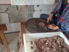 -黃牛牛肉面馆
