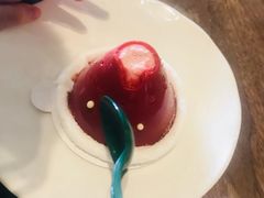 春樱草莓蛋糕-星巴克(迪士尼小镇店)