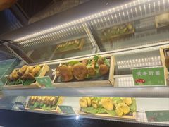 -一朵菌·野生菌探索家火锅(南亚店)