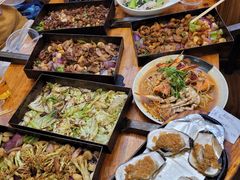 -老东镇啤酒屋海鲜加工·蒸汽海鲜·海鲜烧烤(台东店)