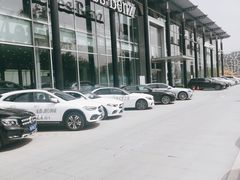 -奔驰利星行(北京花乡店)