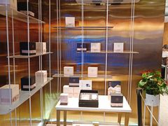 -奈雪的茶(湖滨银泰in77C区PRO店)