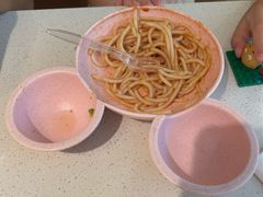 -小鱼小牛(世欧广场店)