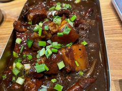 精炖猪五花-有肉食·虎九闽菜(798艺术区店)