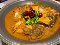 外婆秘制鱼头配大油条-小城外婆肴私房菜.家宴聚集点(圆明园颐和园·清河上地店)