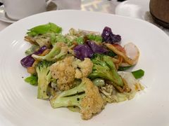 椰油黑松露炒有机杂菜-闻见中国海南菜(K11店)